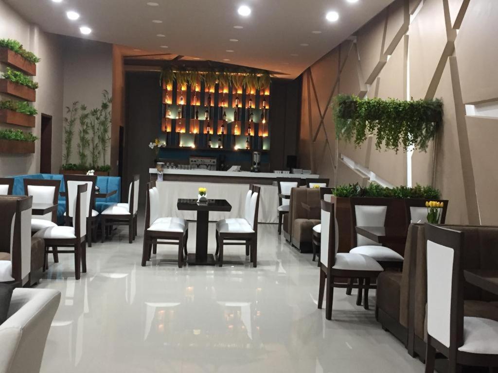 Hotel Innova Тариха Экстерьер фото